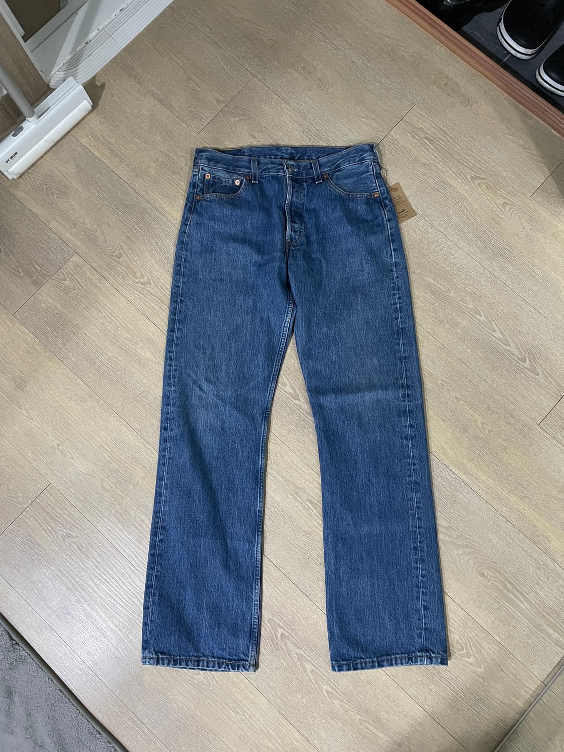 리바이스 Levis 30x32 유럽 (벨기에) 501 중청 - 연청 상품이미지1