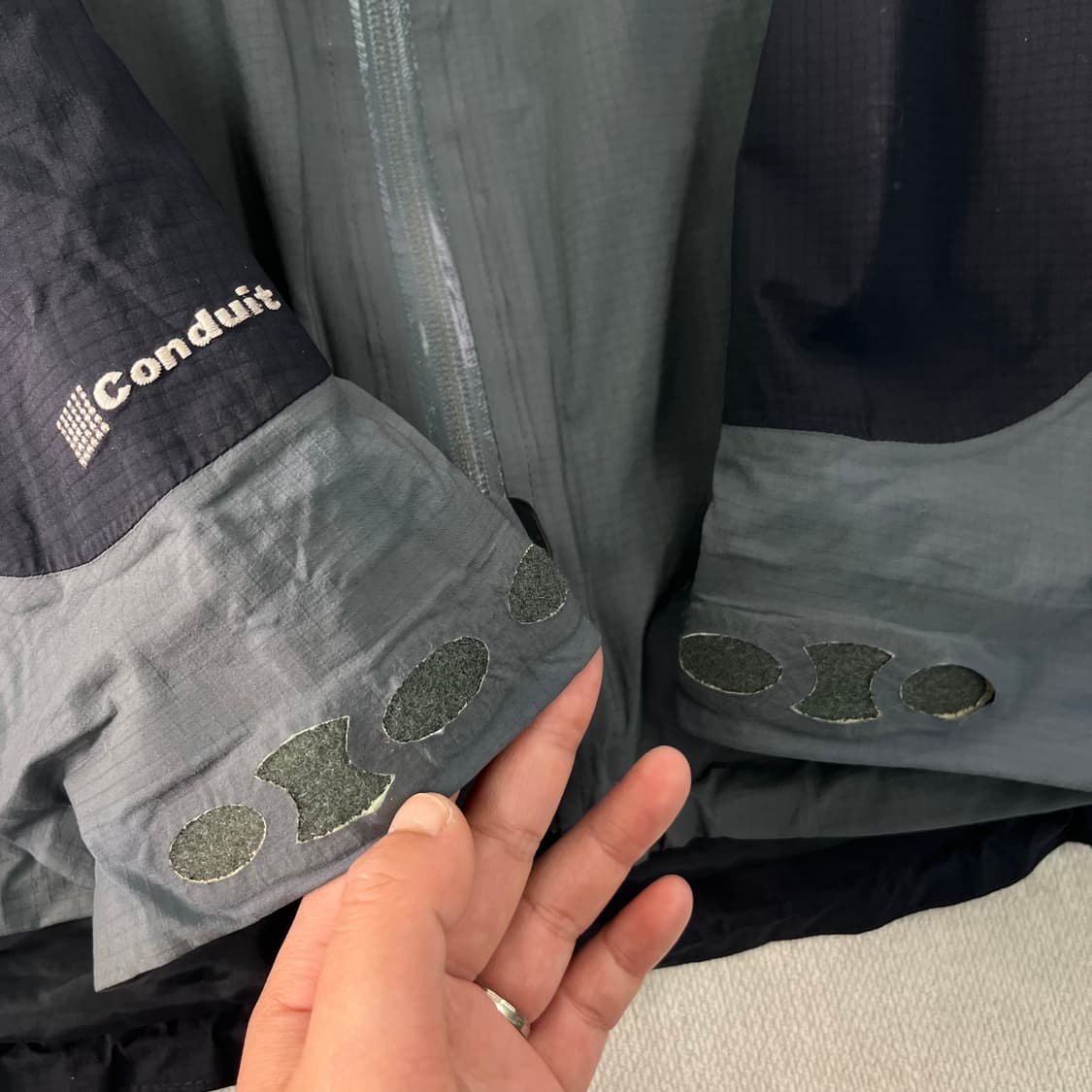 100 마운틴하드웨어 고프코어 바람막이 자켓 상품이미지5