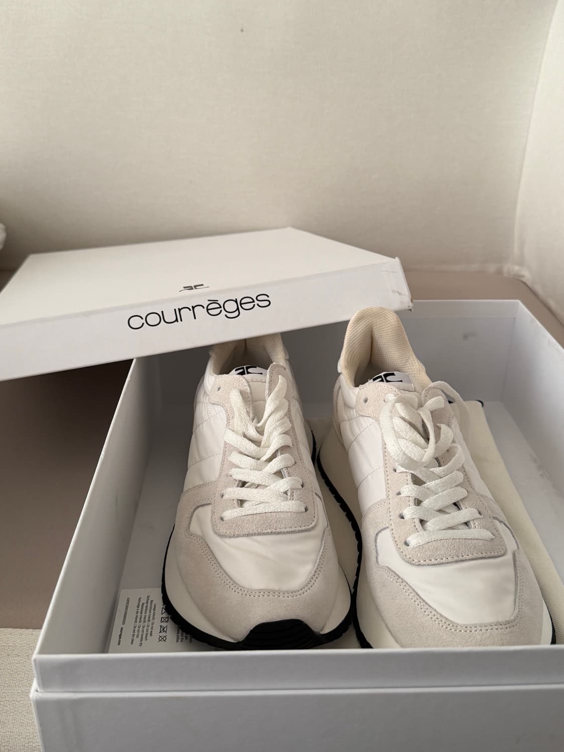 (새상품) Courrèges 꾸레쥬 운동화 상품이미지2