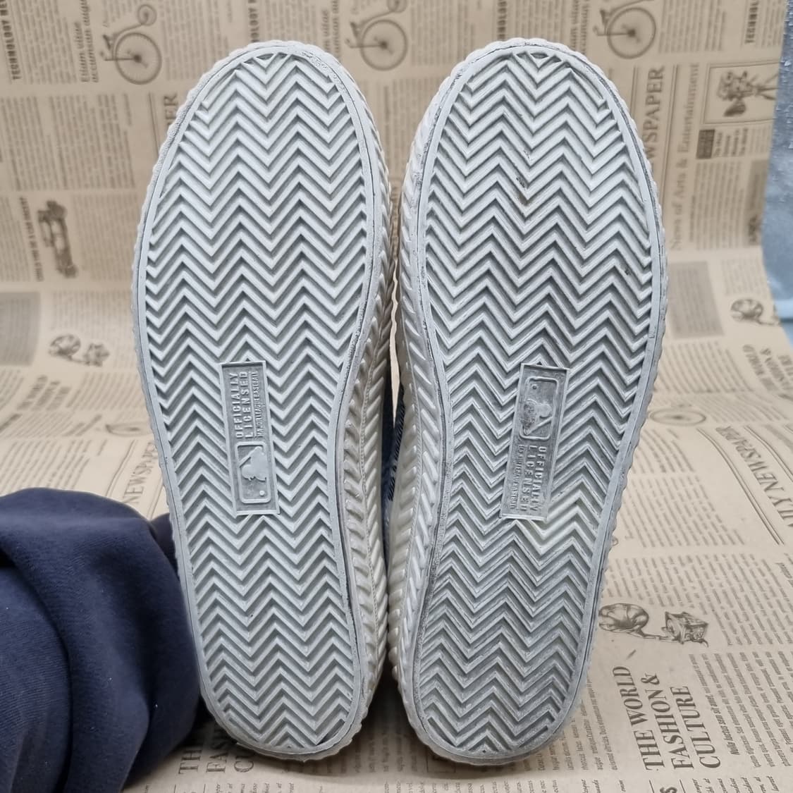 MLB 플레이볼 체크 남성 스니커즈 260 상품이미지3