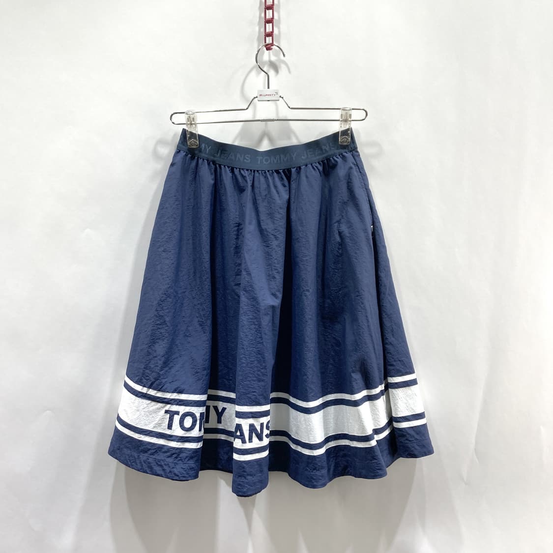 타미진스 나일론 로고 미디스커트 네이비 S 상품이미지1