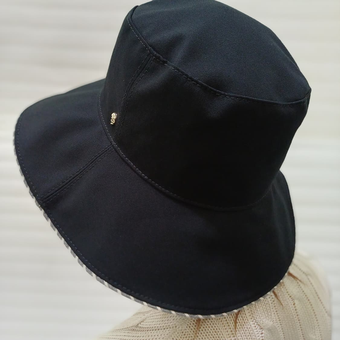 정품 헬렌카민스키 버킷햇 벙거지 모자 블랙 거의새것 사랑봉봉 상품이미지4