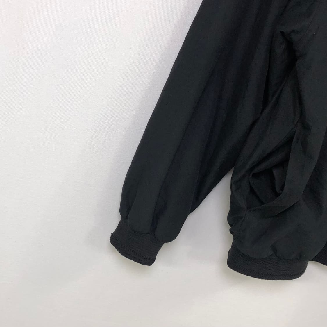 Xxl 나이키 블랙 스우시 웜업 상품이미지4