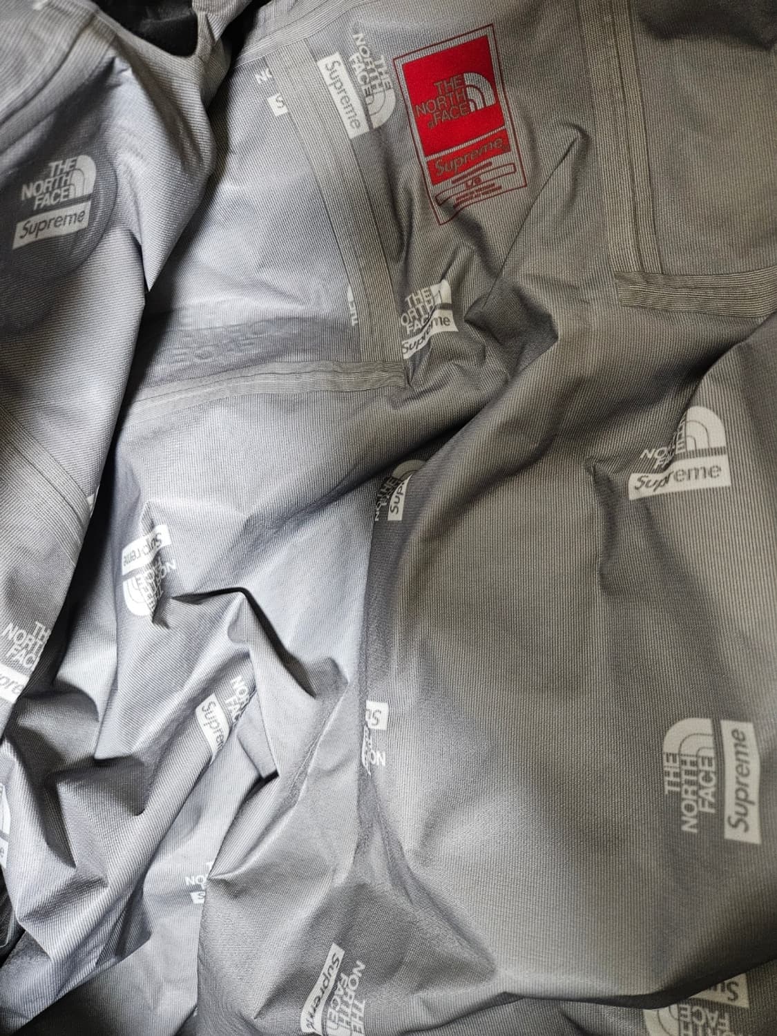 슈프림 노스페이스 서밋 테이프 심 자켓 L 상품이미지3