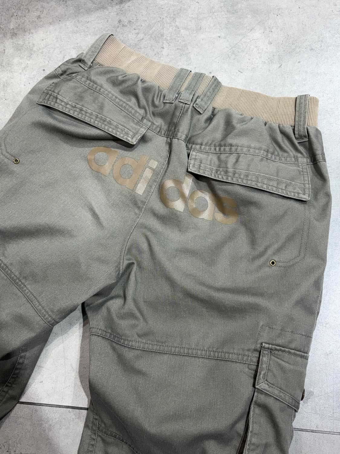 일본판 아디다스 백로고 카고팬츠 상품이미지2