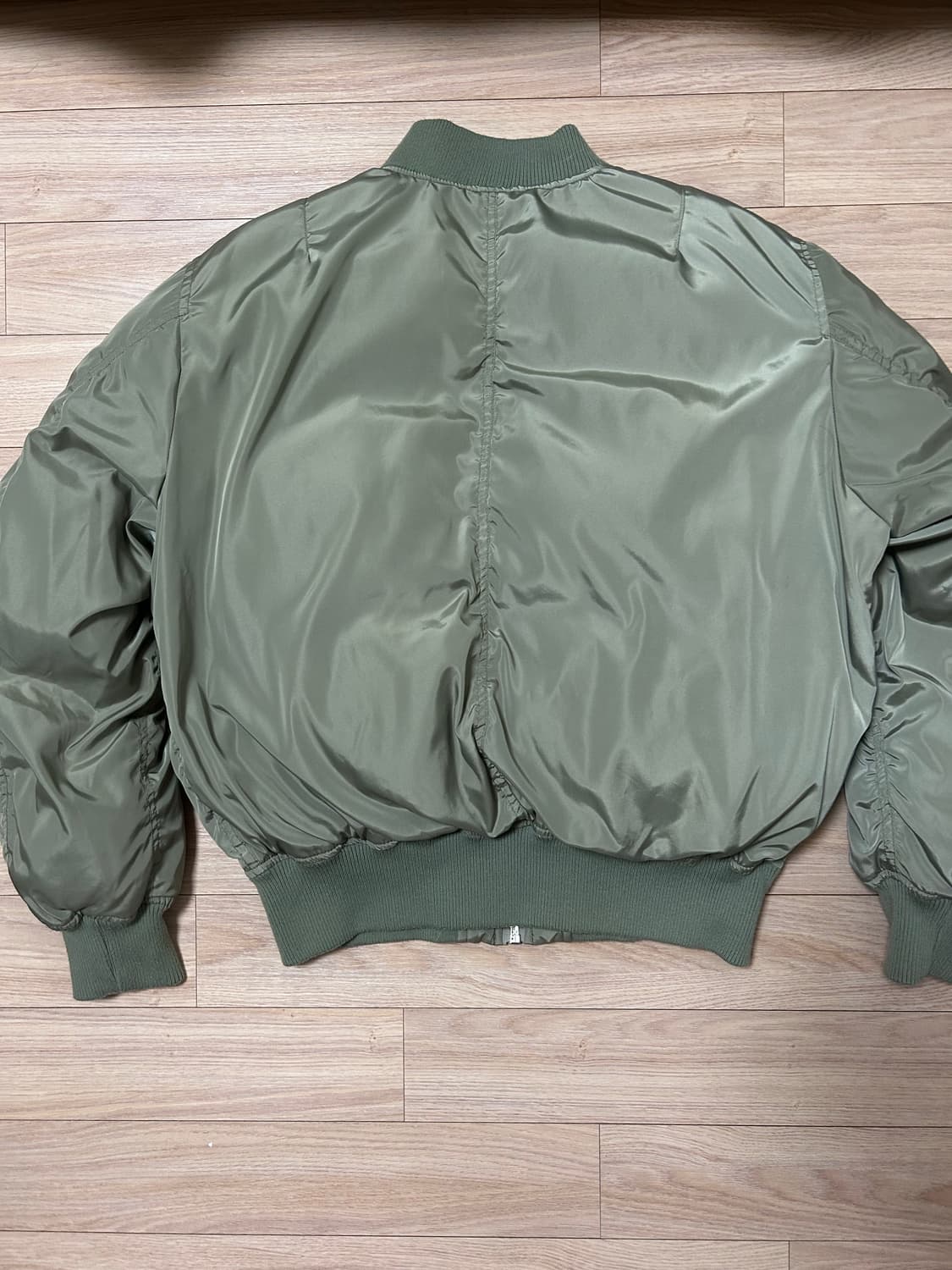 하프크라이즈 레이아웃 카키 ma-1 상품이미지3