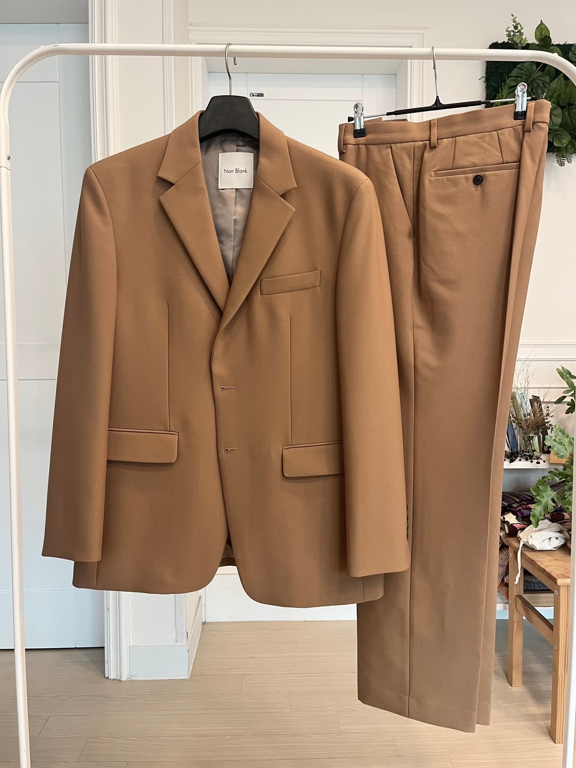 넌블랭크 베이지 셋업 수트 상품이미지1