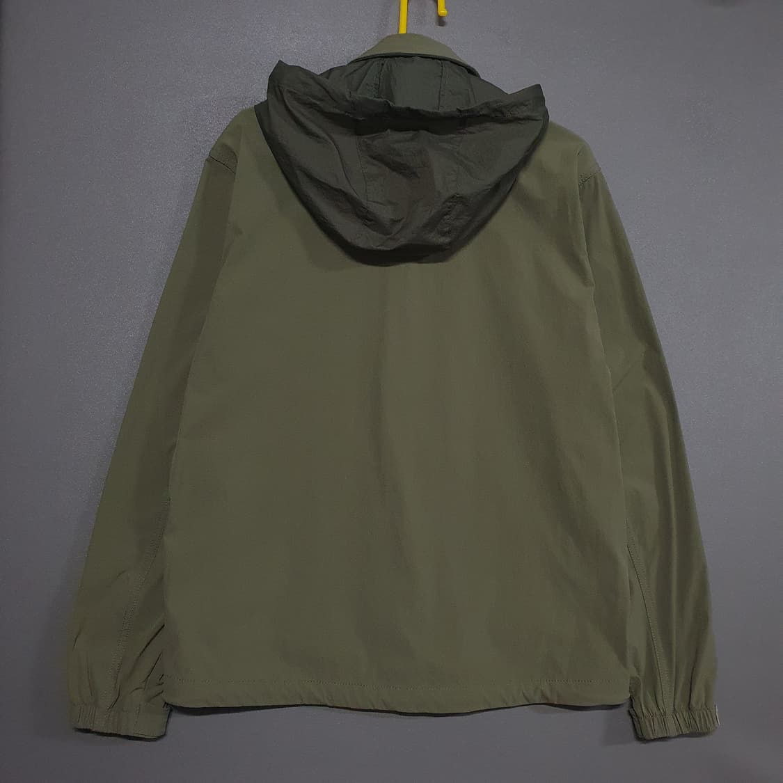 95 (M) 몽벨 신형 방풍 경량 후드 바람막이 미라지 자켓 카키 상품이미지10