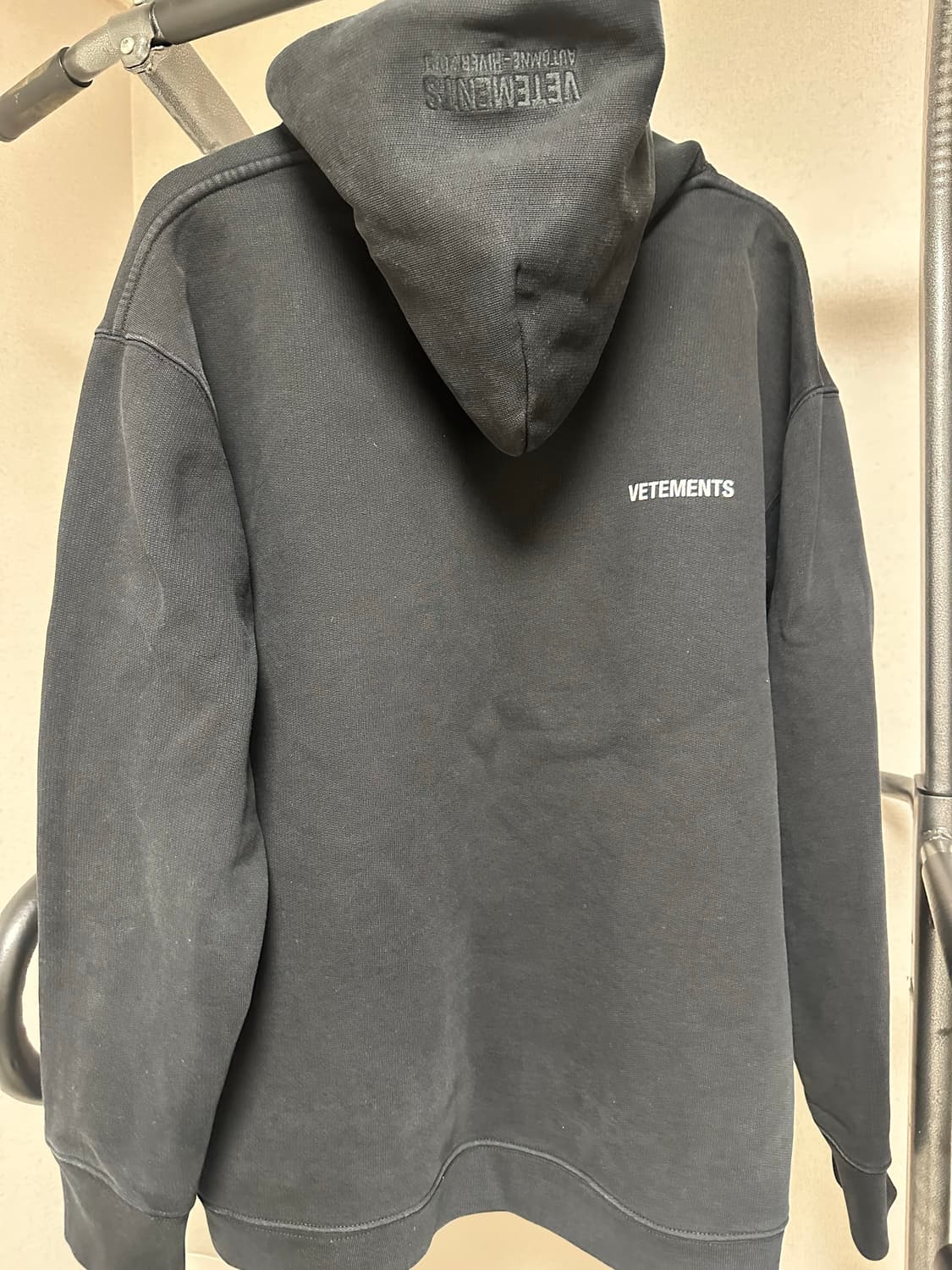 정품 20FW 베트멍 자수로고 후드 판매합니다 상품이미지8