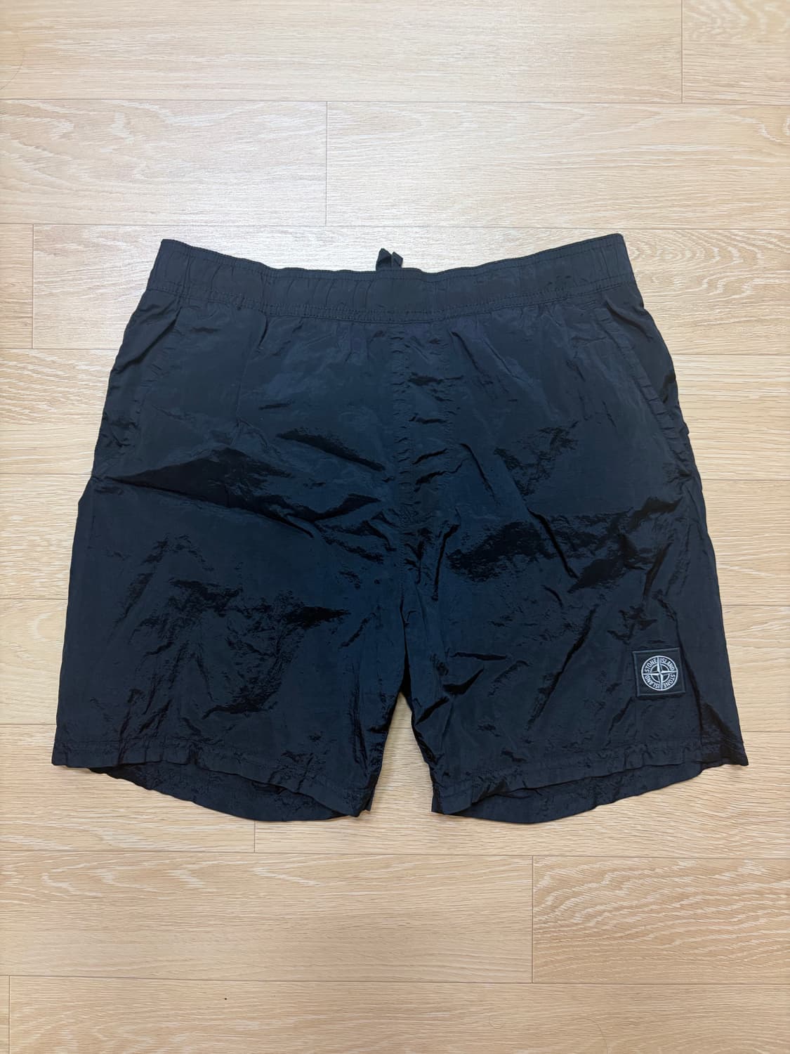 스톤아일랜드 나일론 메탈 쇼츠 블랙 (S) 상품이미지1