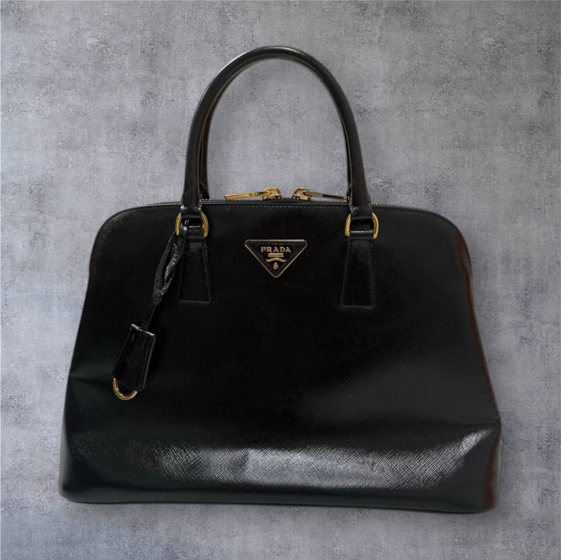 프라다 Prada 블랙 사피아노 럭스 토트백 상품이미지1