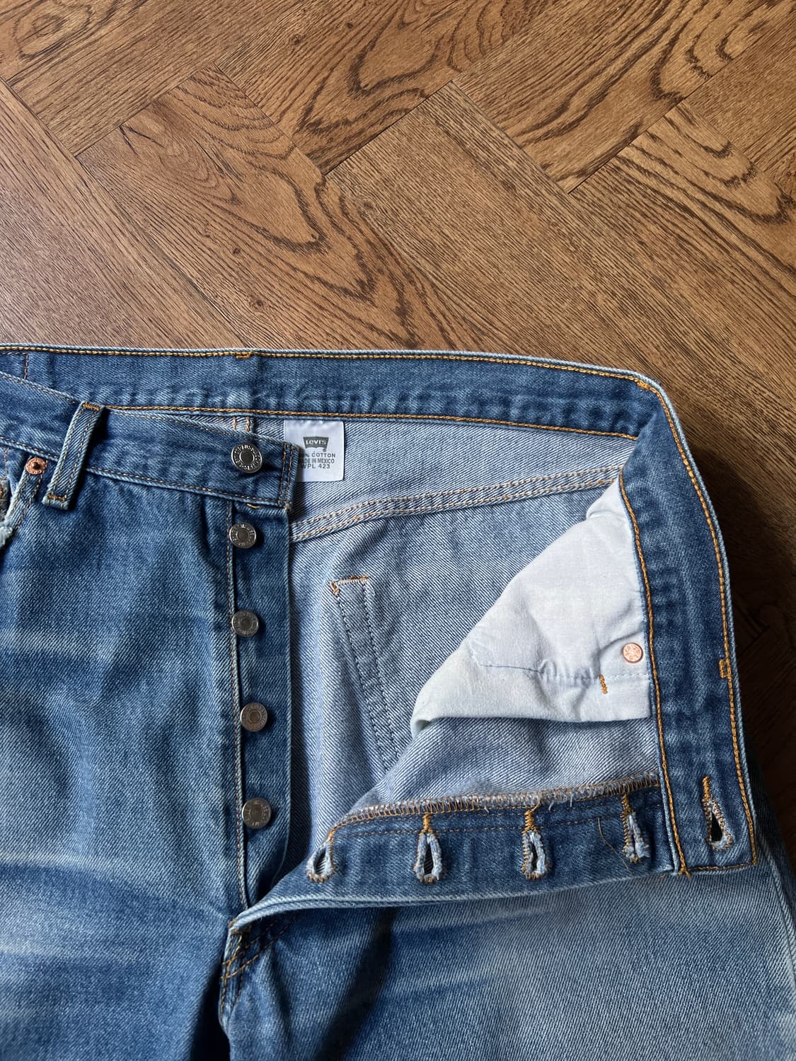 [36]리바이스 501XX 빈티지 페이딩 데님 팬츠 상품이미지3