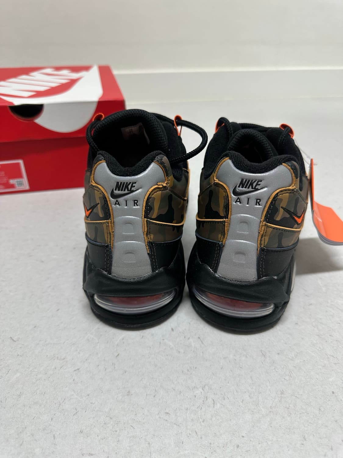 Nike Air Max 95 OG Black Safety Orange 상품이미지6