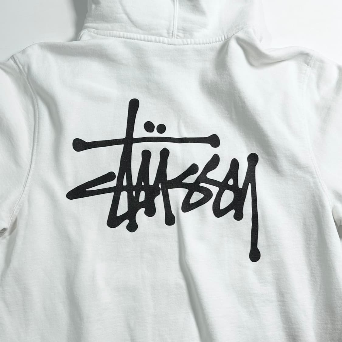 스투시 스탁로고 화이트 후드티 상품이미지5