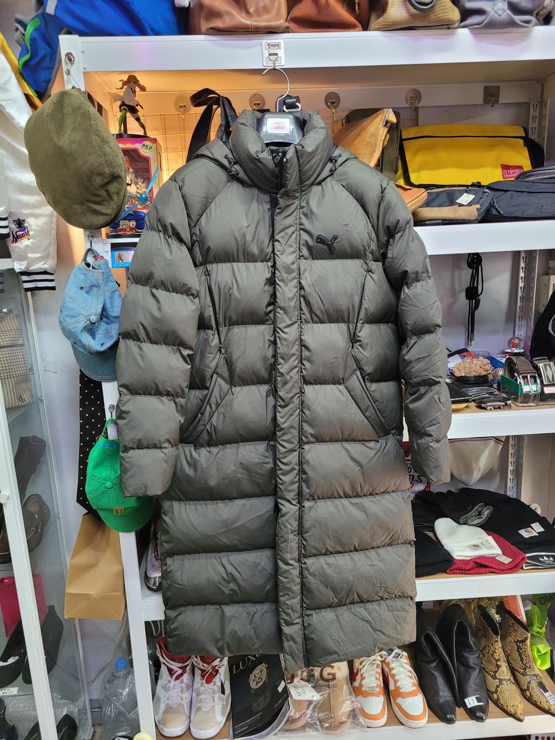 PUMA 퓨마 진카키색 롱패딩 상품이미지1