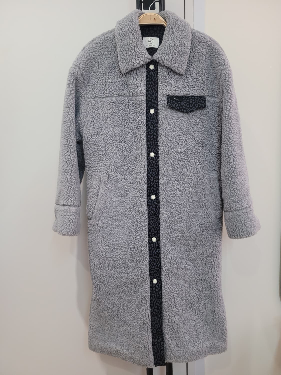 로브로브서울 LovLov 그레이 롱테디 퍼점퍼 뽀글이 롱코트 55~66반 상품이미지1