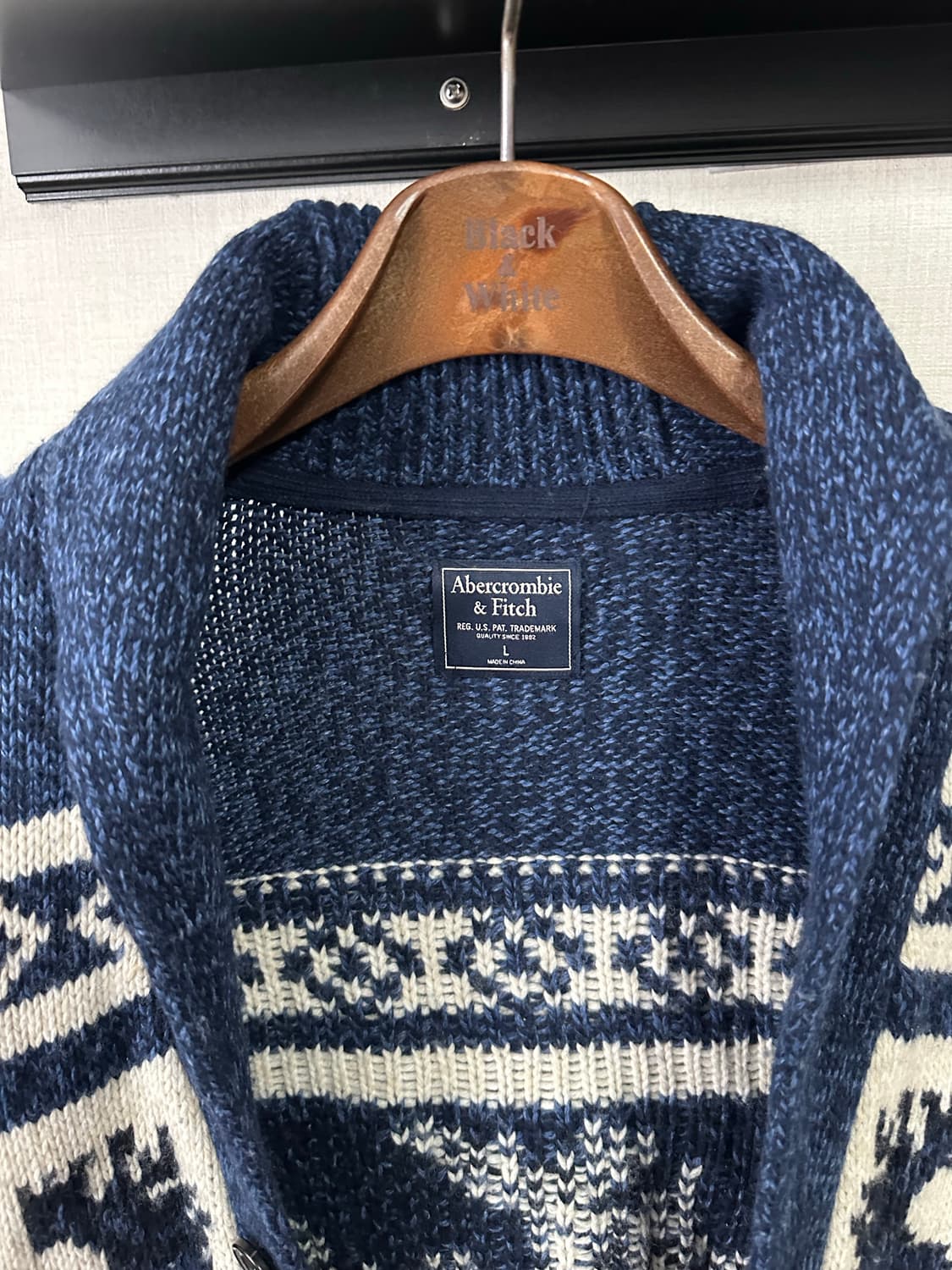 아베크롬비 니트 가디건 네이비 패턴 L/180cm 상품이미지4