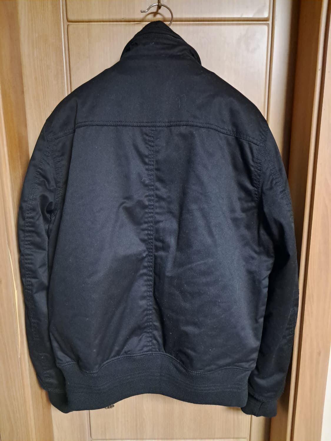 에이치앤엠 패딩 봄버자켓 남성L 상품이미지3