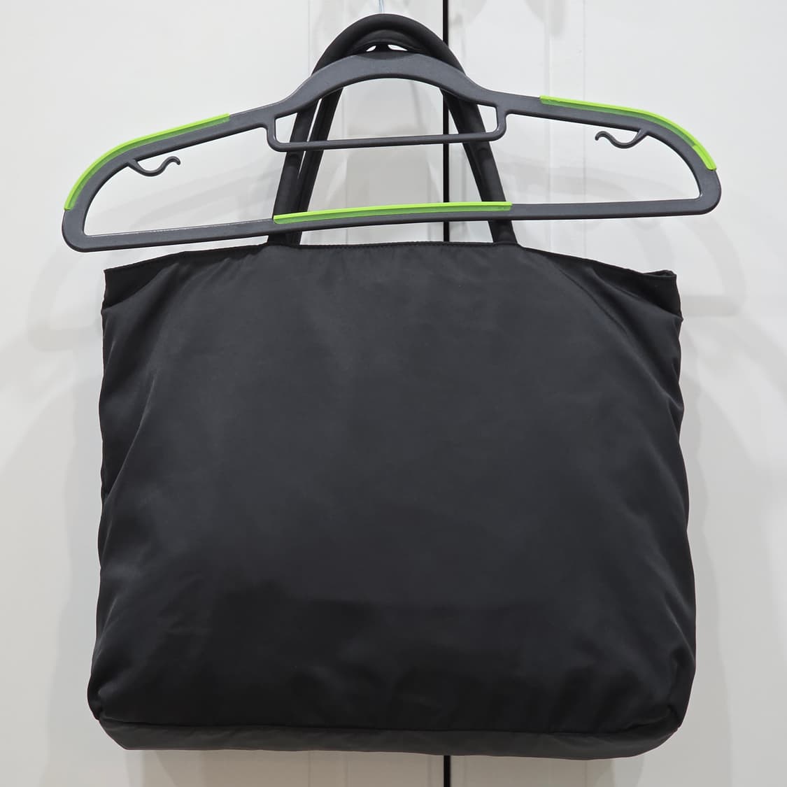 프라다 포코노 나일론 토트백 (남녀공용) 상품이미지4