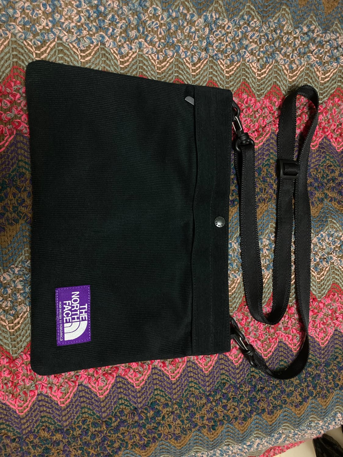 the north face 노스페이스 퍼플라벨) 코듀로이 블랙 크로스백  상품이미지1