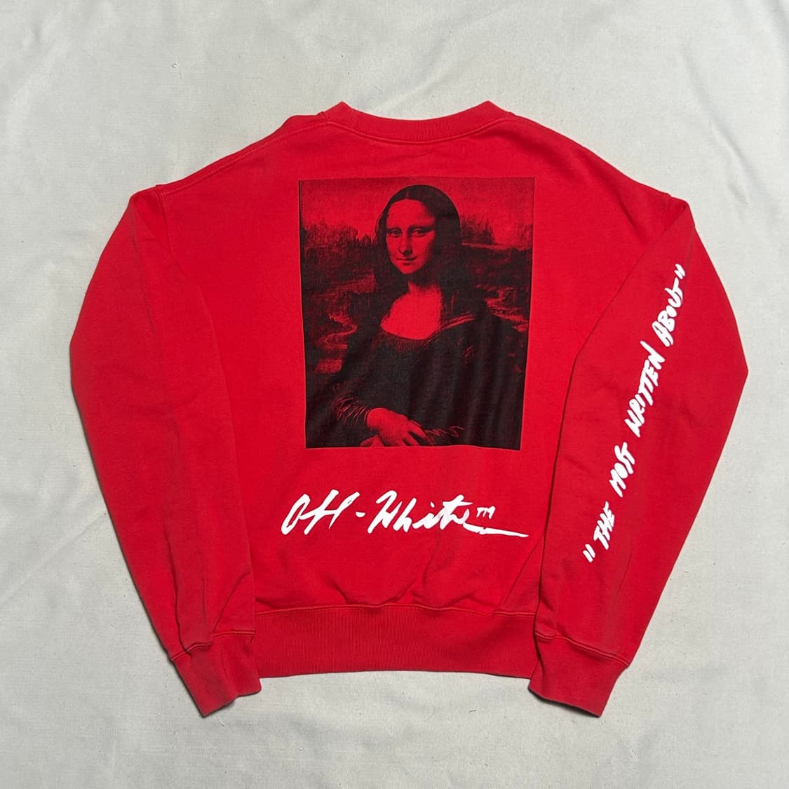 M 오프화이트 모나리자 프린트 레드 맨투맨  상품이미지2