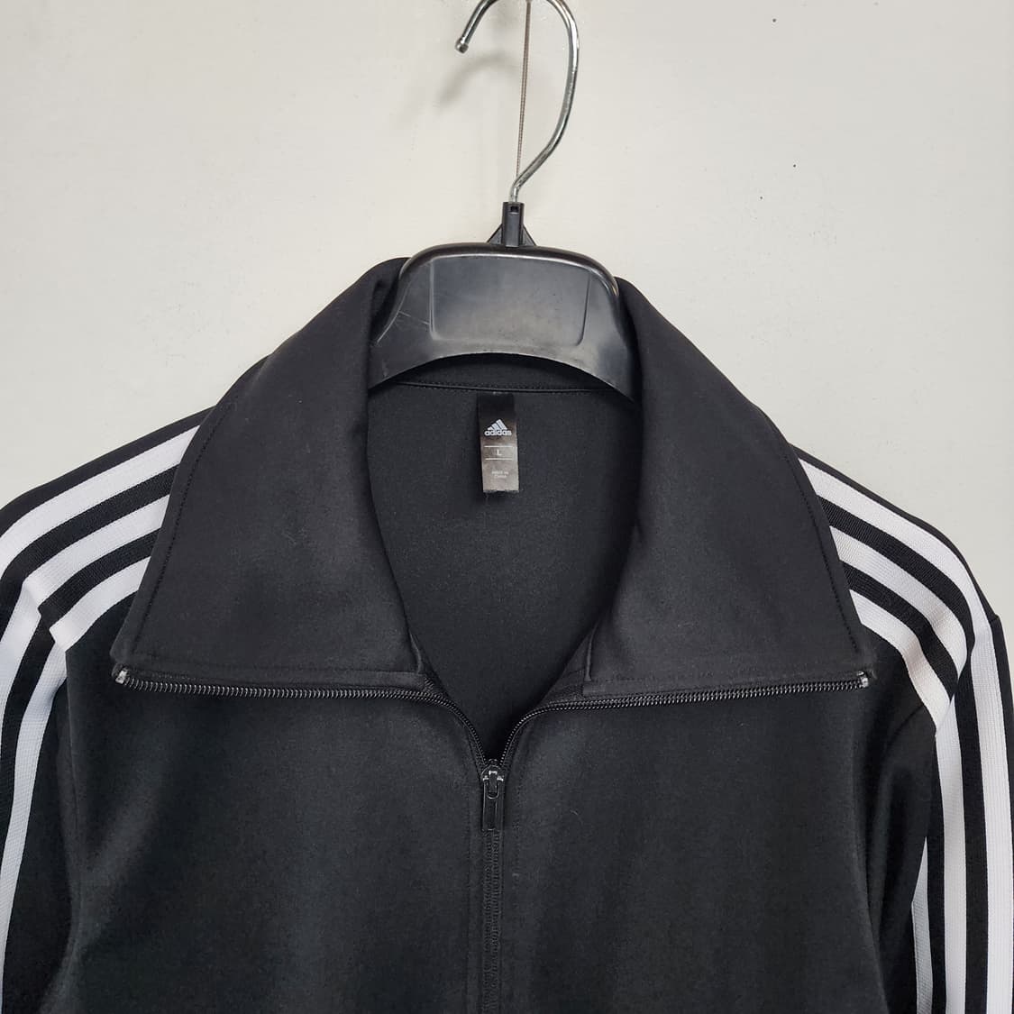 아디다스 삼선 트랙탑 블랙 상품이미지2