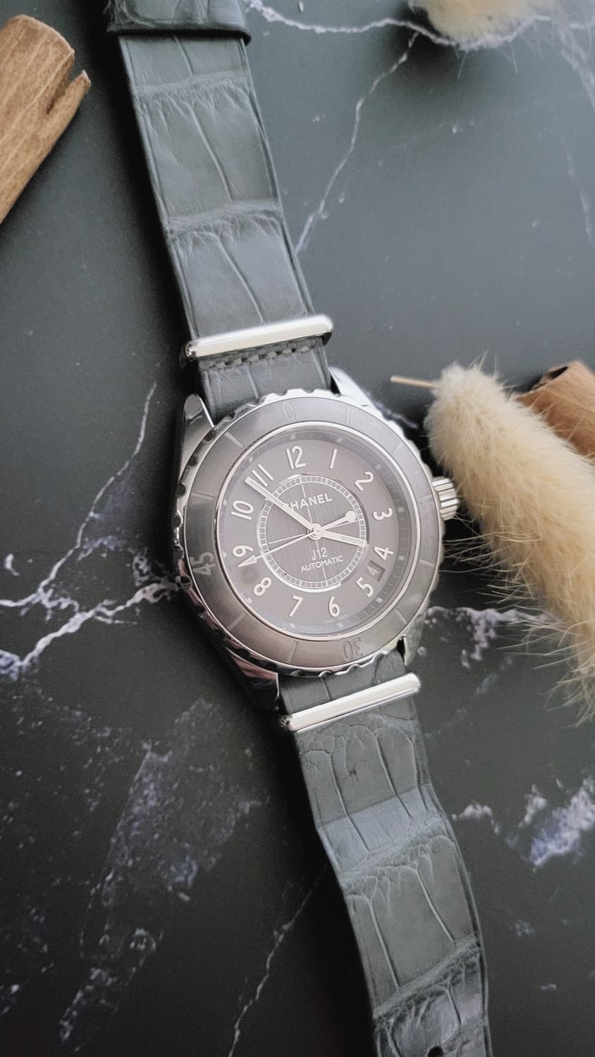 정품 샤넬 J12 38mm 티타늄 오토메틱 시계 (풀구성품) 상품이미지5