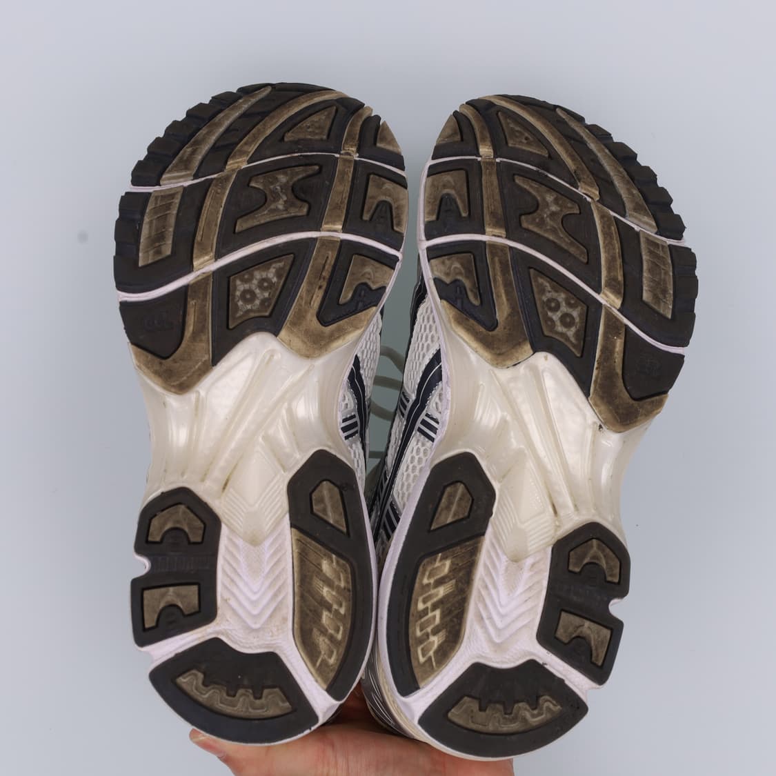 265 아식스 젤 카야노 미드화이트 0331H1 상품이미지6