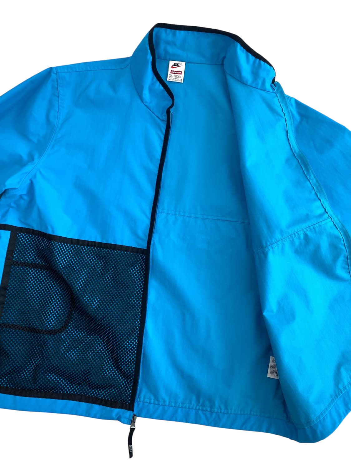슈프림 X 나이키 17AW 트레일 러닝 자켓 상품이미지6
