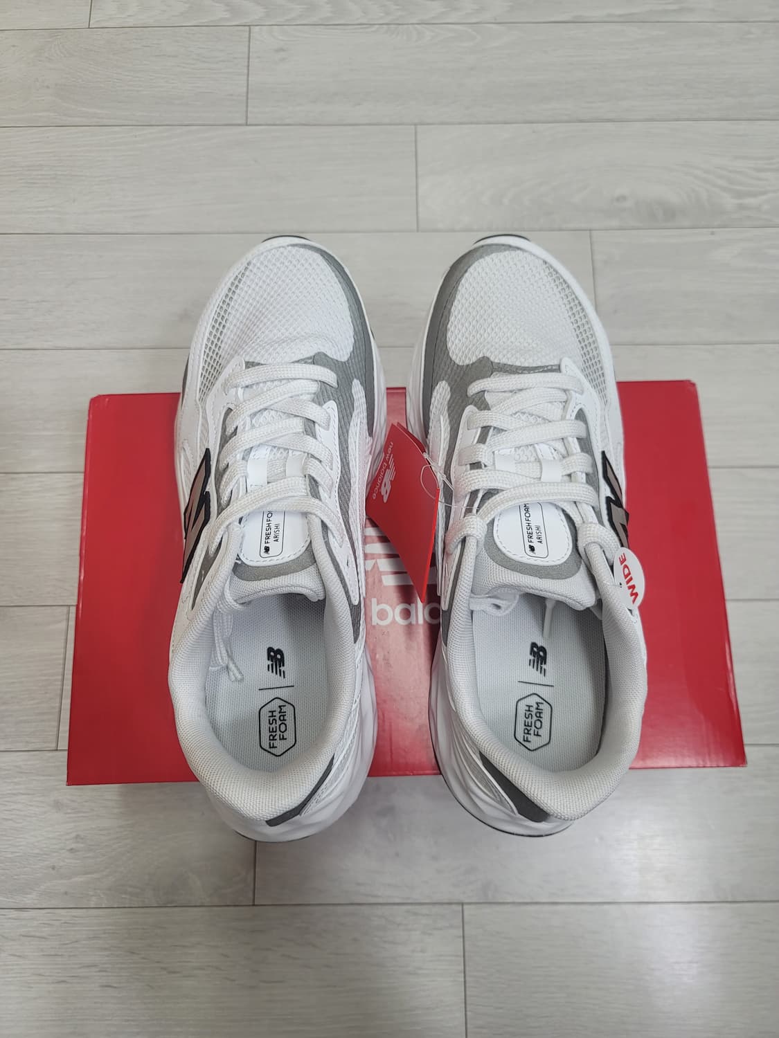 (270)뉴발란스 프레쉬 폼 아리시 럭스 v4 화이트-2E 와이드[대전] 상품이미지7