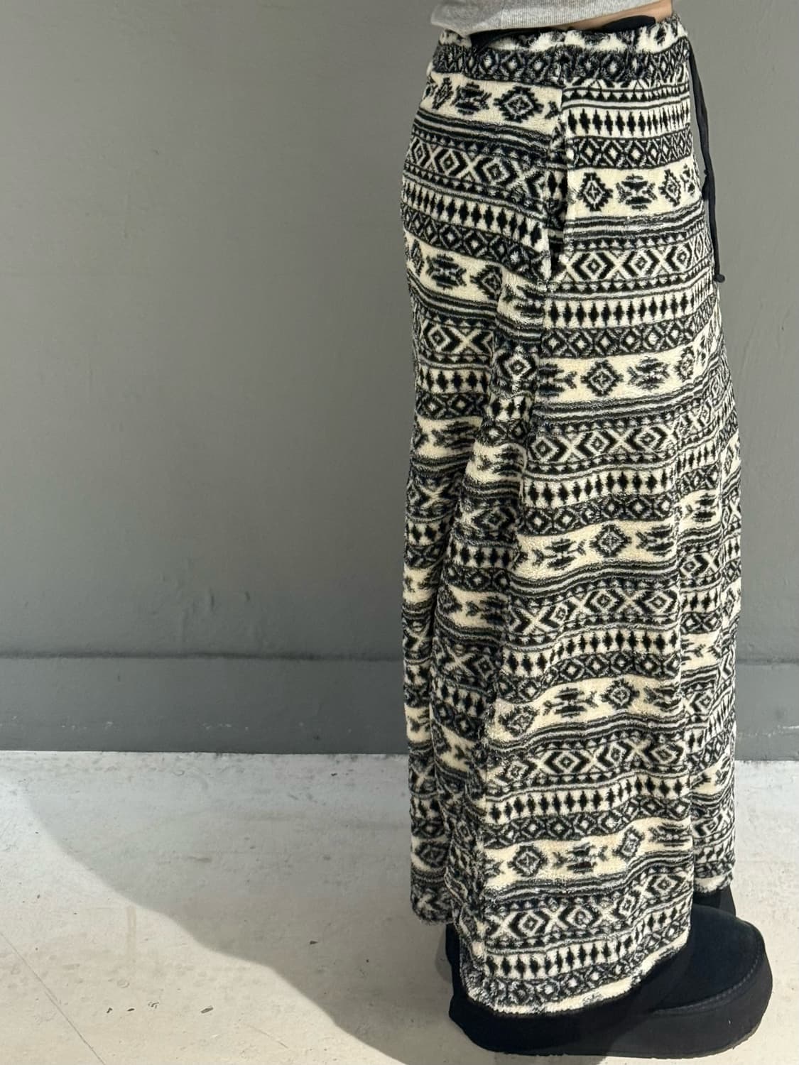 pattern detail fleece long skirt 상품이미지3