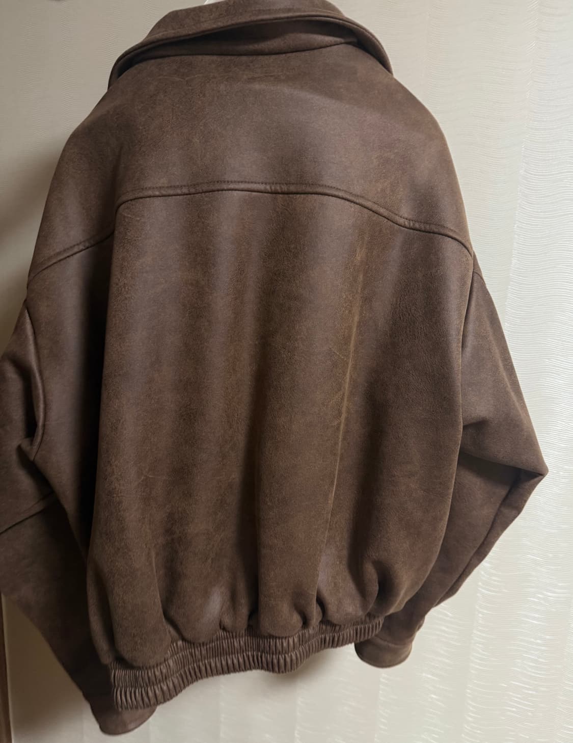 블랙모먼트 비건 스웨이드 오버핏 미니멀 인시전 스트레이트 집업 자켓 상품이미지3