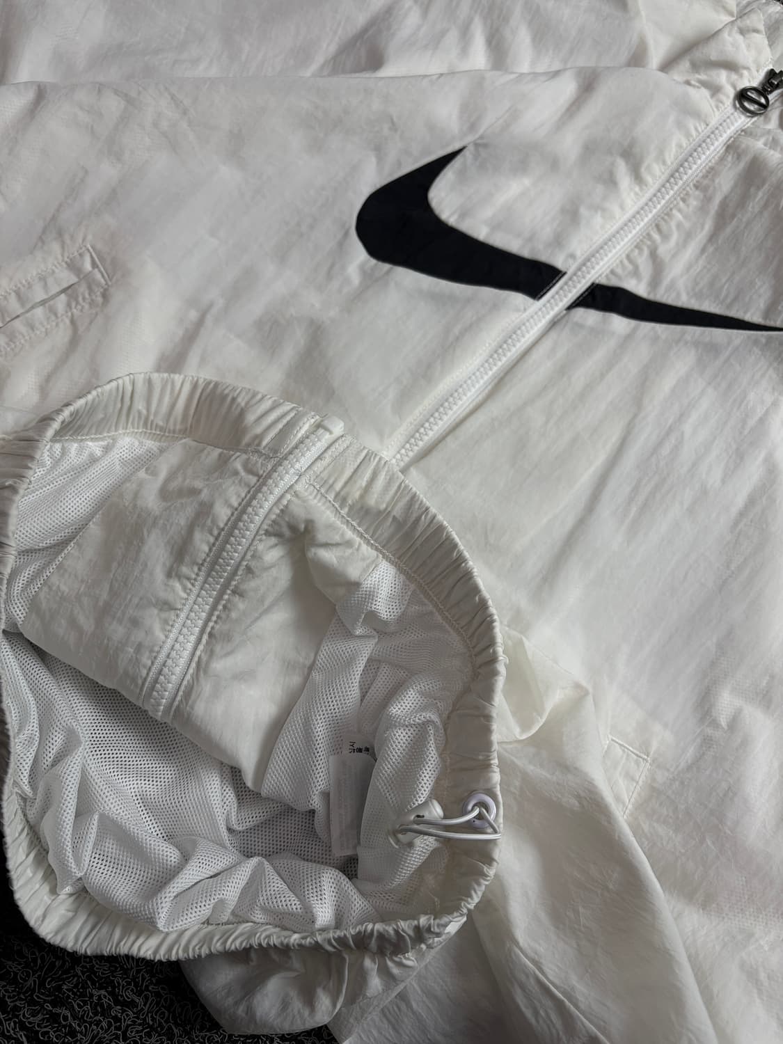 나이키 NSW 에센셜 우븐 빅스우시 바람막이 자켓 2541 상품이미지3