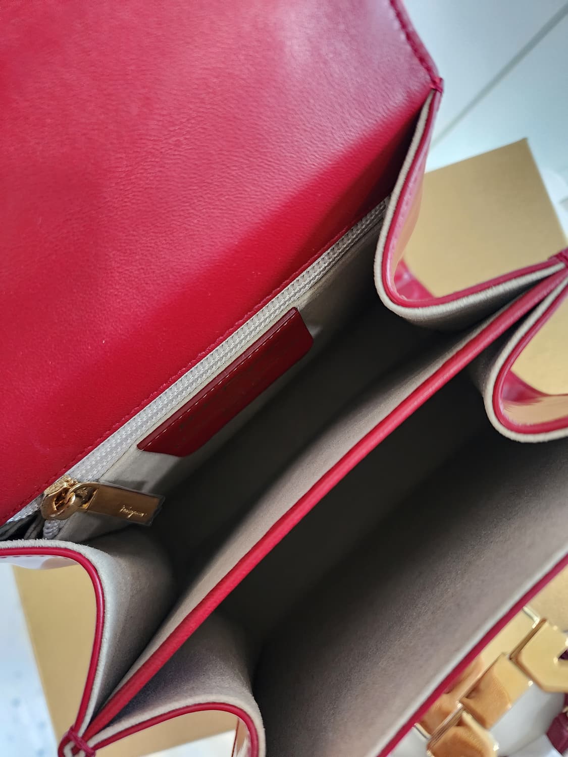 페라가모 탑핸들 켈리백(스몰) 상품이미지6