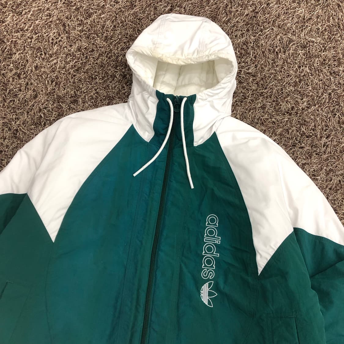 아디다스 백로고 패디드 바람막이 점퍼 자켓 상품이미지3