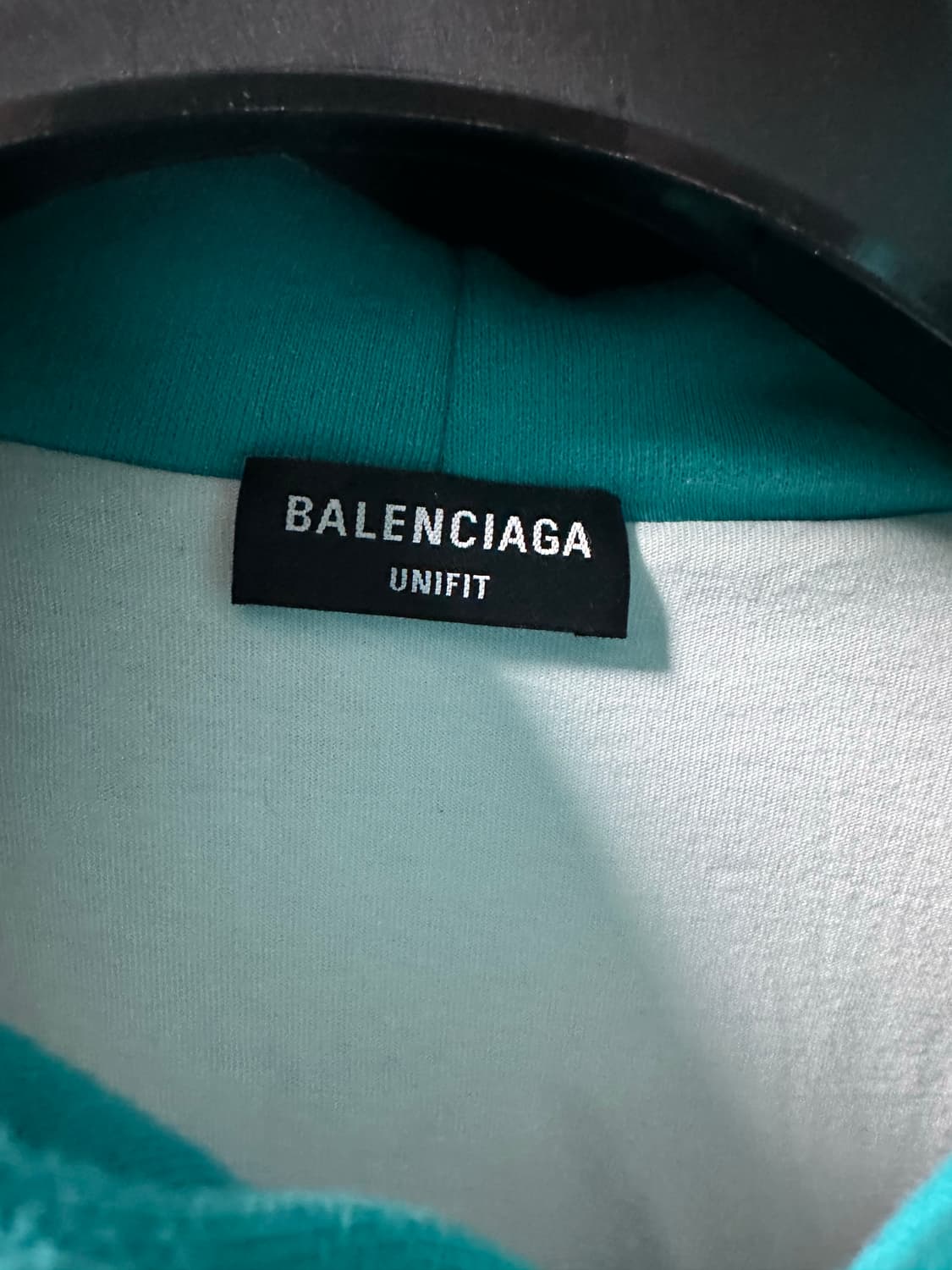 발렌시아가 디스트로이드 후드 민트 상품이미지3