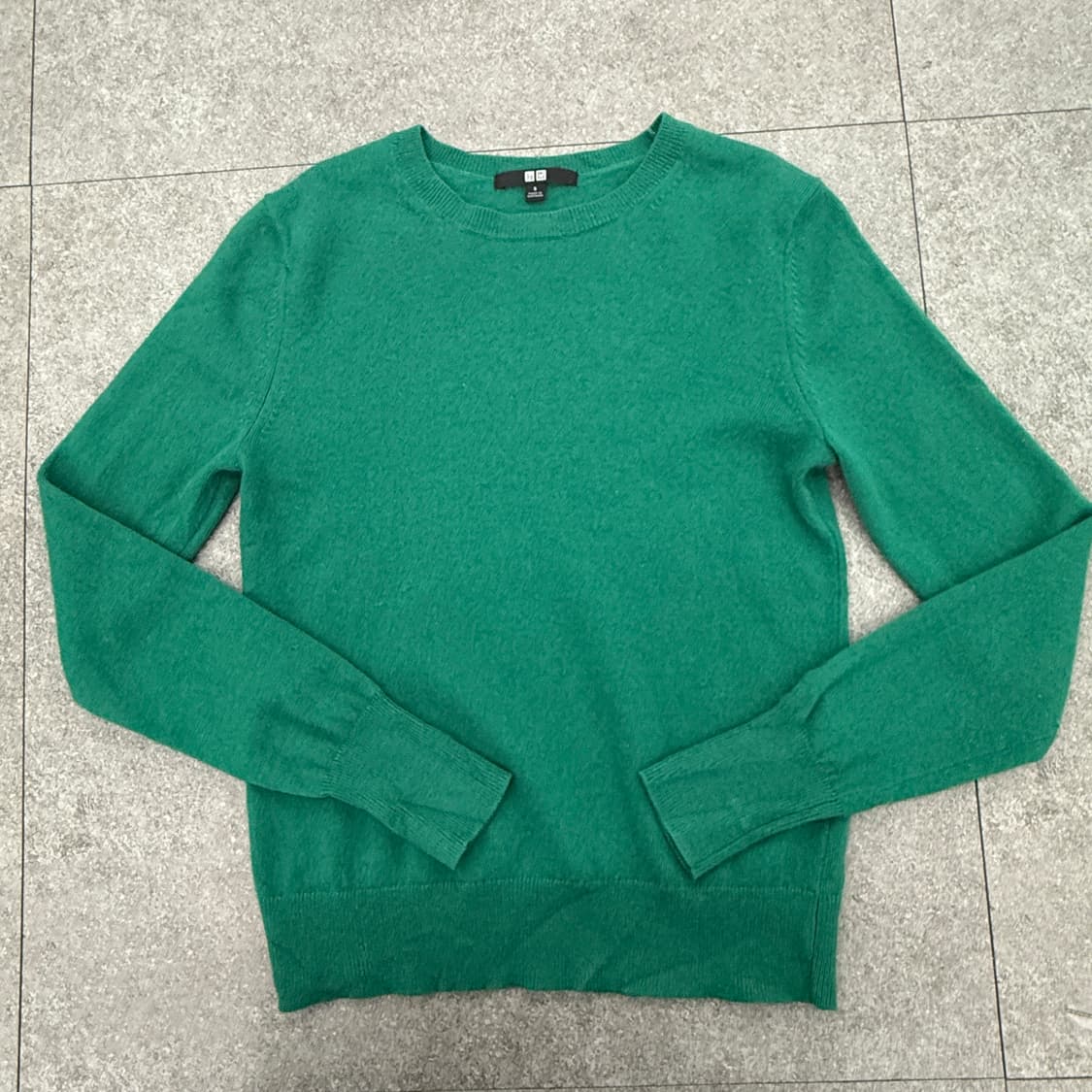 유니클로 그린 니트티셔츠 상품이미지4