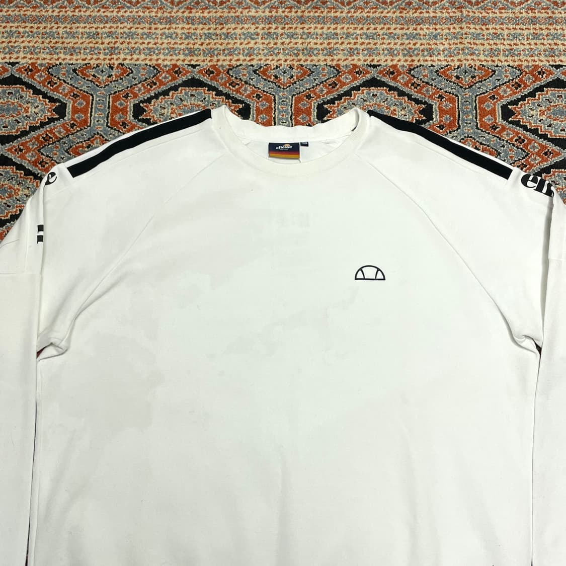 엘레쎄 화이트 맨투맨 티셔츠 남성100 상품이미지2