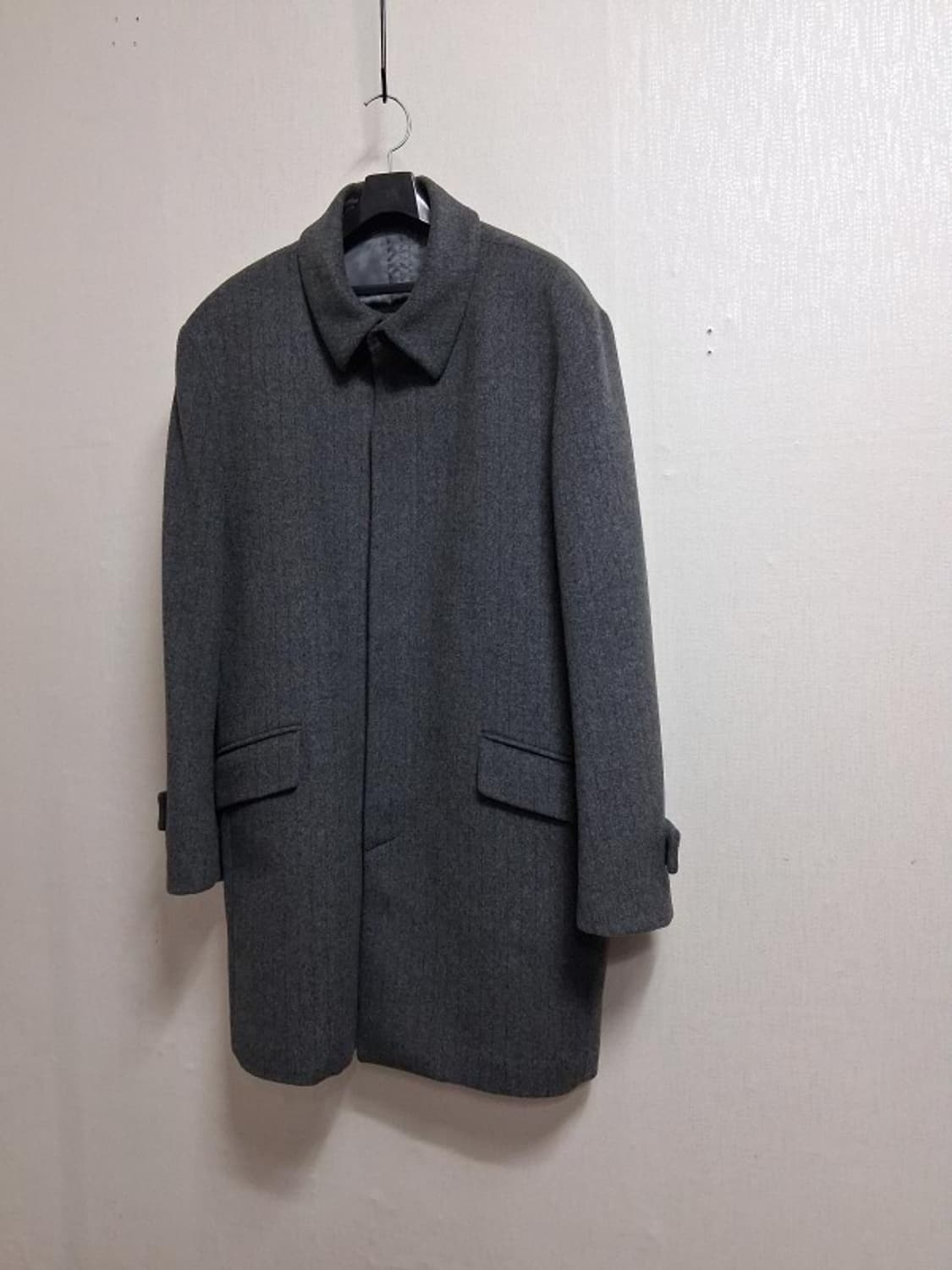 제일모직 mvio 남성 누빔안감 순모모직코트 남성100 새거같은상태
 상품이미지1