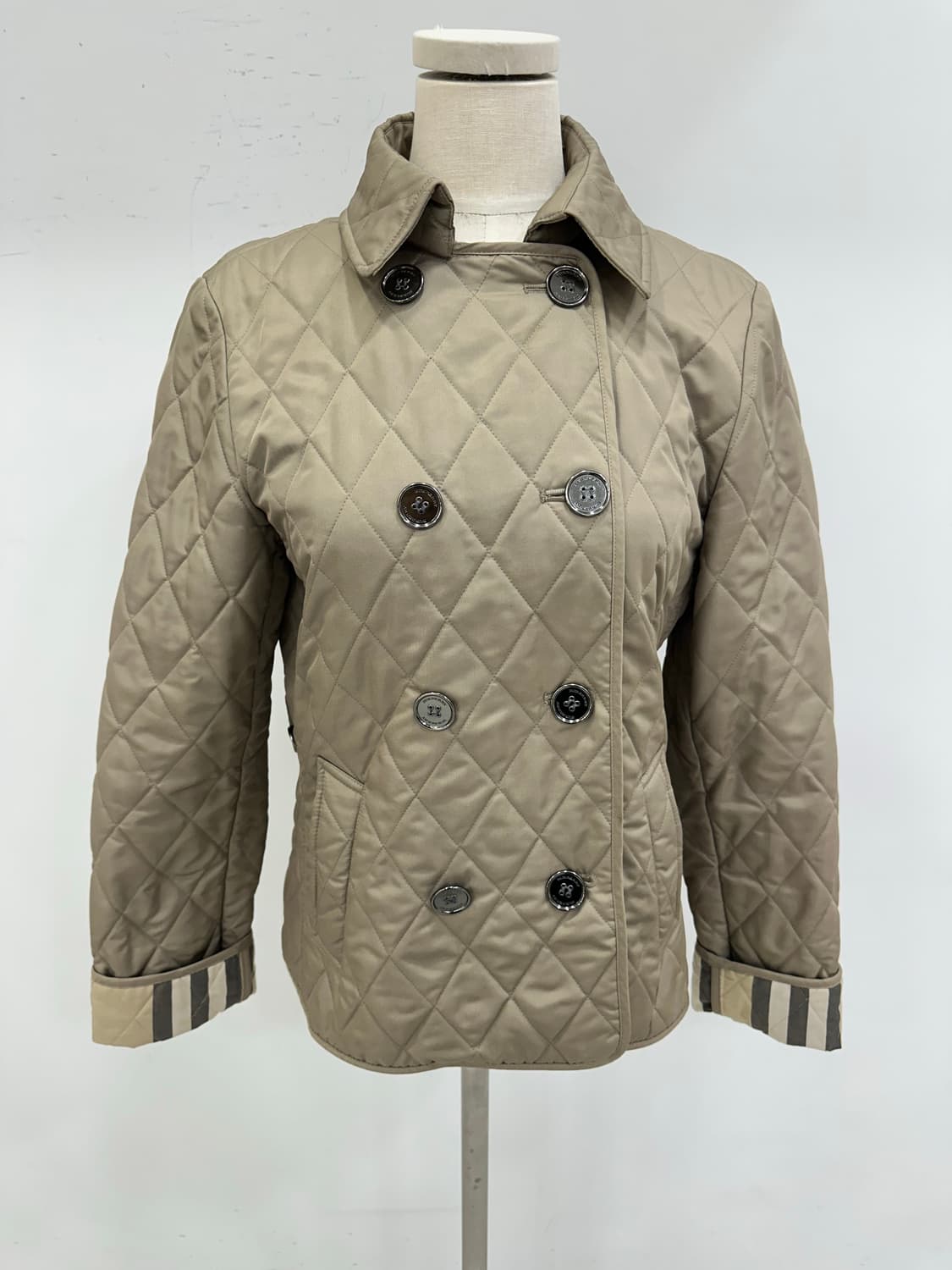 버버리 다이아몬드 퀼팅 자켓 상품이미지2