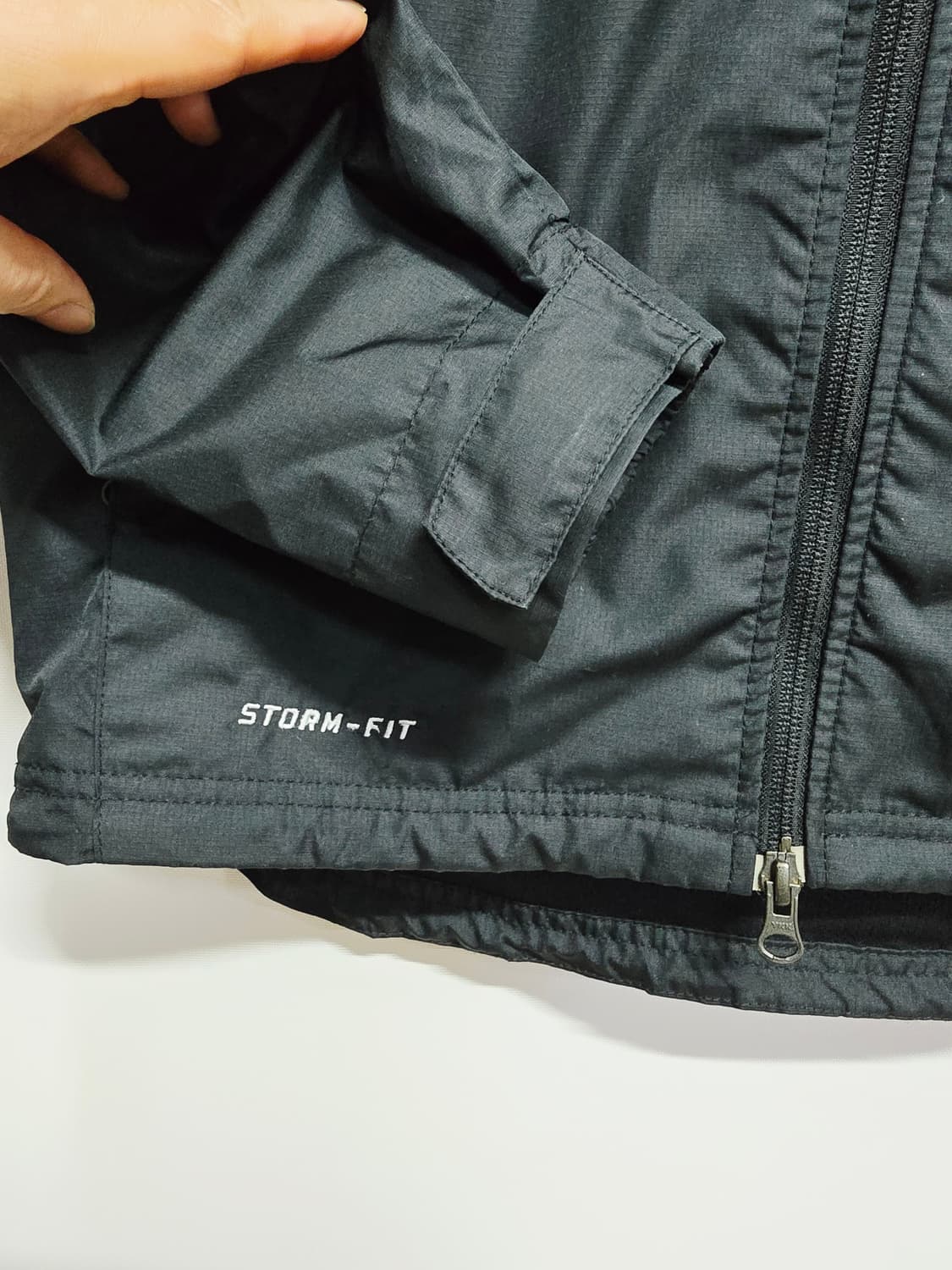 나이키 맨유 바람막이 후드 자켓 블랙 상품이미지3