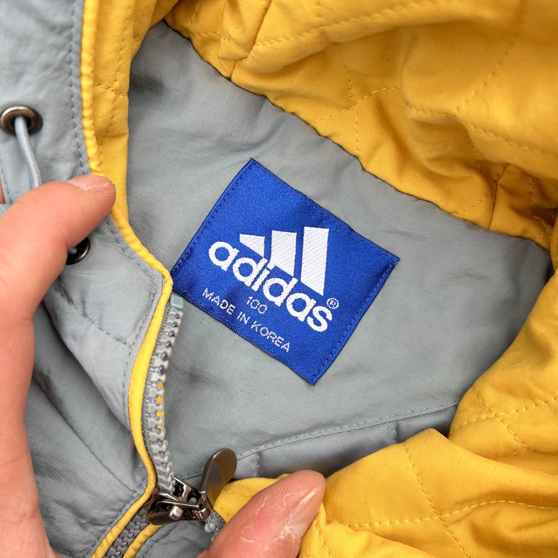 아디다스 올드스쿨 그레이 후드 패딩 상품이미지5