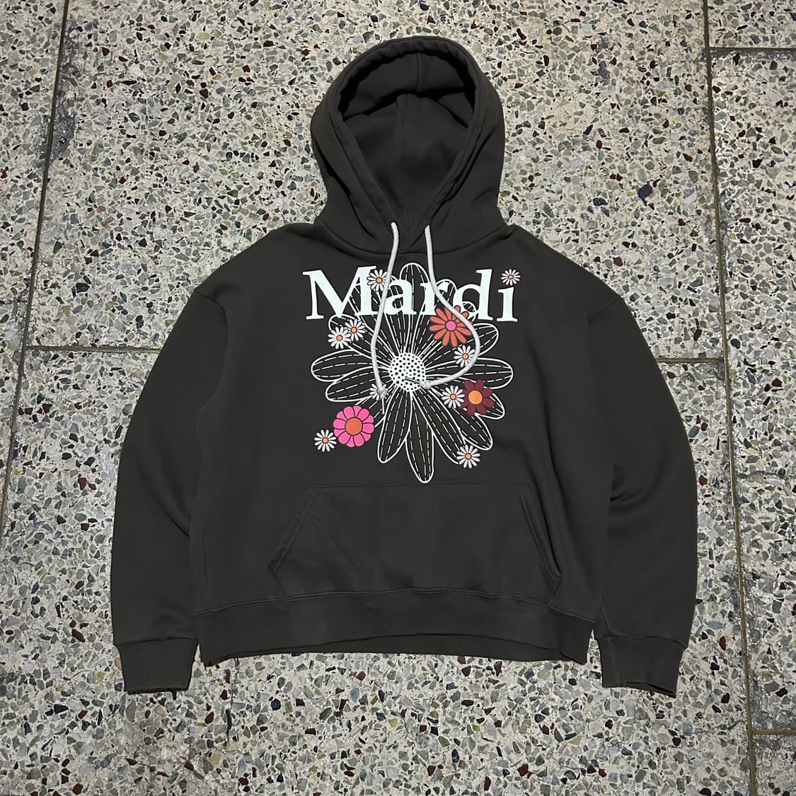 마르디 메크르디(Mardi Mercredi) 브라운 후드티 상품이미지1