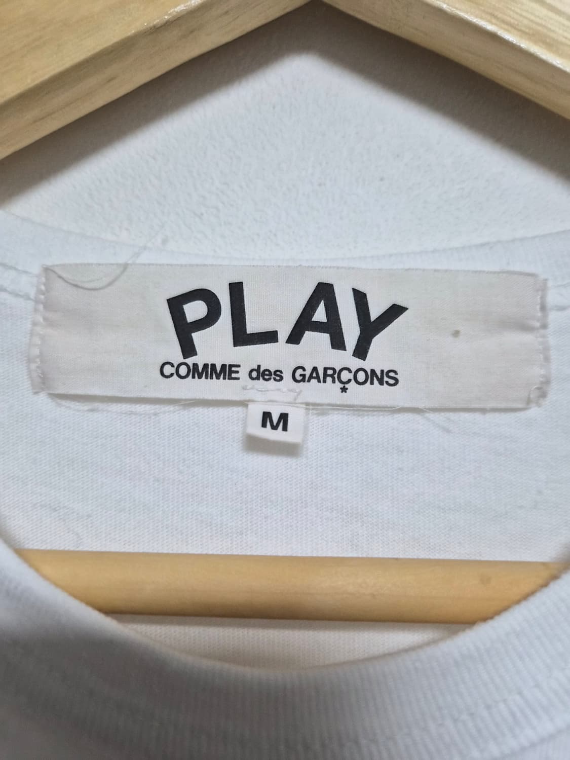 꼼데가르송 골드하트 반팔티셔츠 M  - T134 상품이미지4