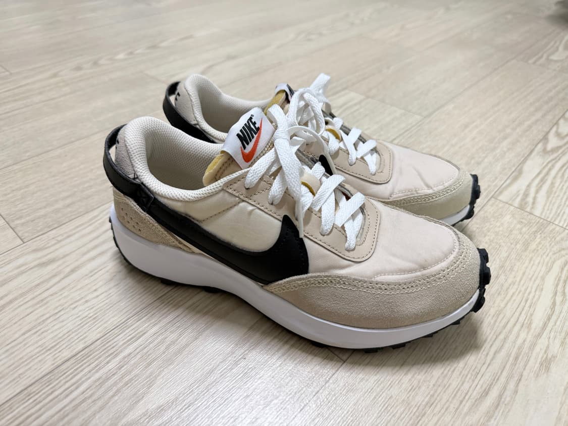 여성 230 추천 / 나이키 와플 데뷰 운동화 상품이미지4