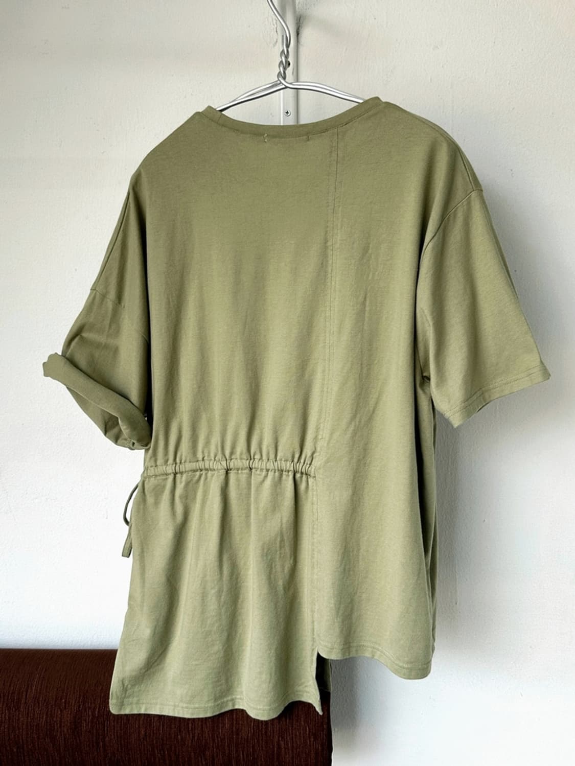 String point asymmetry panel crew neck t 상품이미지6