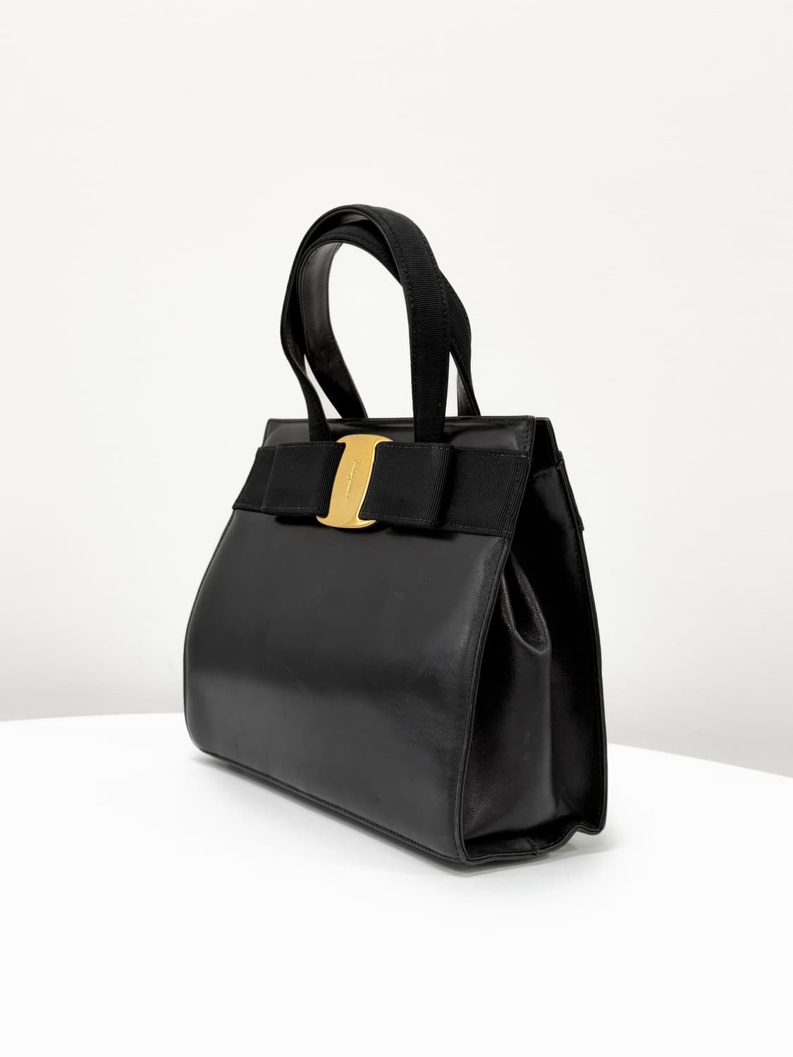 페라가모 바라 보우 탑 핸들 상품이미지4