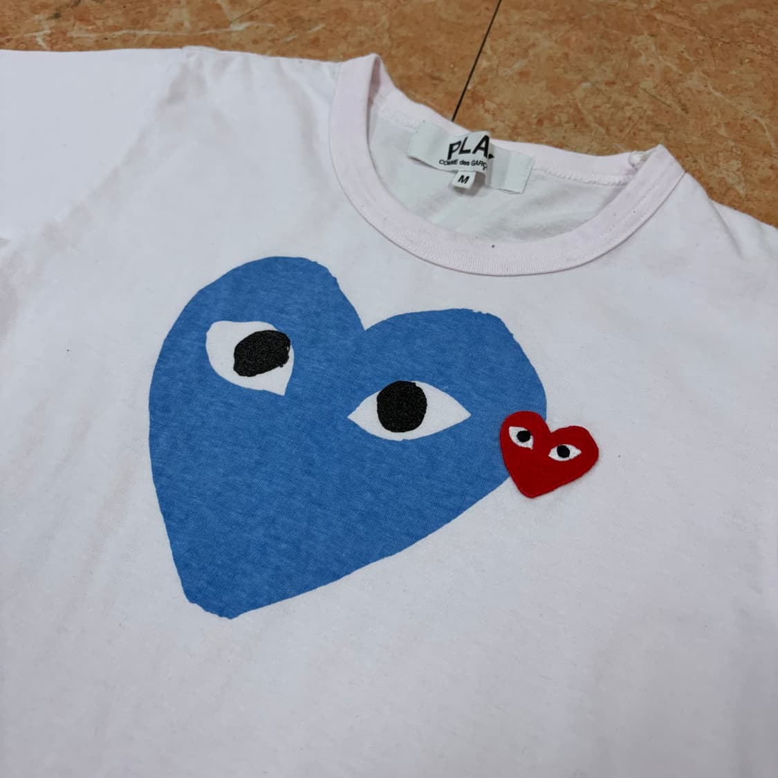 꼼데가르송 하트 반팔티 상품이미지7