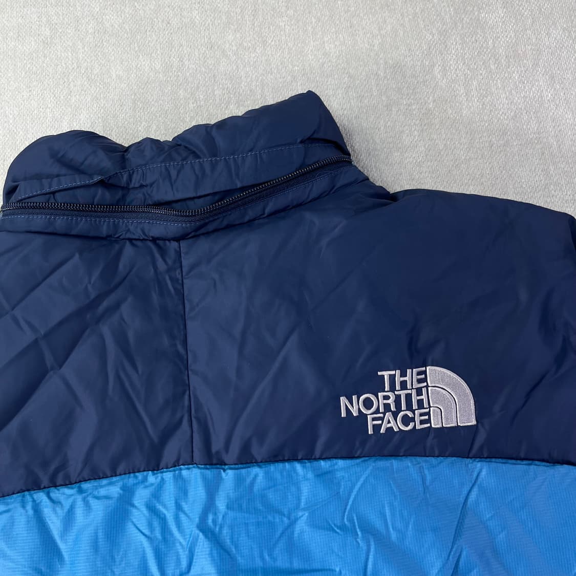 105 노스페이스 눕시 1996 투톤 700 패딩 상품이미지5