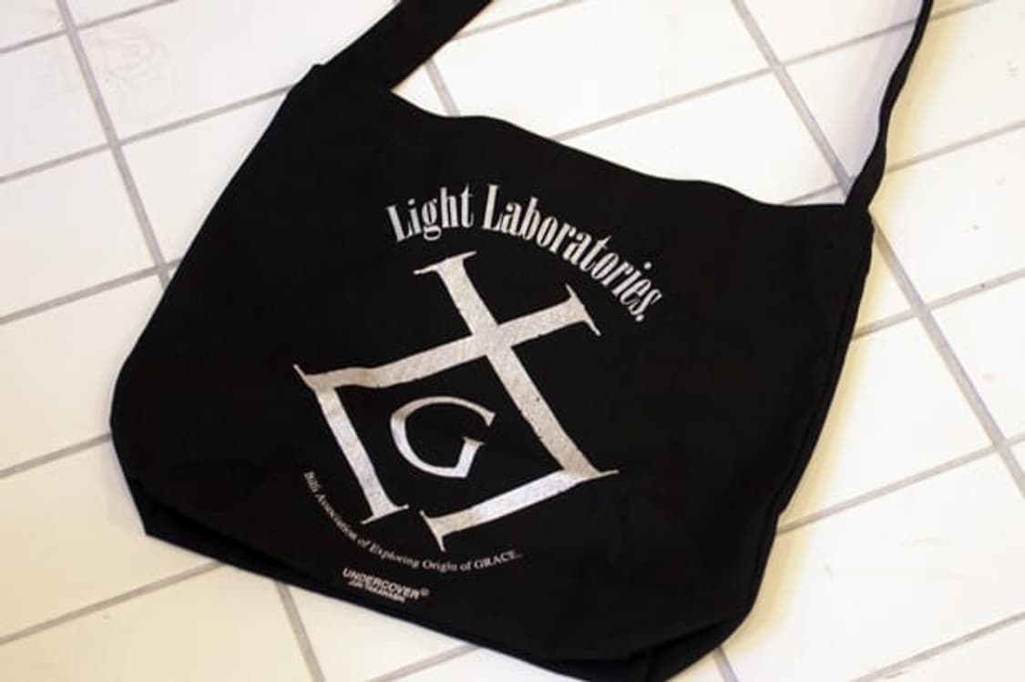 [OS] 언더커버 숄더백 새상품 상품이미지1